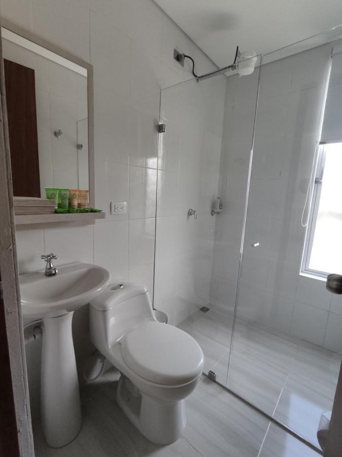 Hotel Aguas Abiertas Guatape Exterior photo